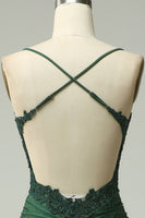 Laden Sie das Bild in den Galerie-Viewer, Dunkelgrünes Meerjungfrau Neckholder langes Abendkleid mit Perlen