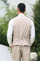Laden Sie das Bild in den Galerie-Viewer, Helles Khaki Spitzrevers Einreihige 3-Teiliger Herren Hochzeitsananzug mit Nadelstreifen