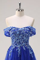 Laden Sie das Bild in den Galerie-Viewer, Königsblau Tüllk A Linie Schulterfreies Langes Ballkleid mit Glitzer Applikationen