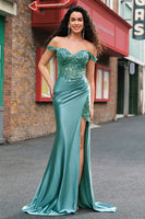 Laden Sie das Bild in den Galerie-Viewer, Glitzer Grün Meerjungfrauen Satin Rückenfrei Langes Ballkleid mit Schlitz