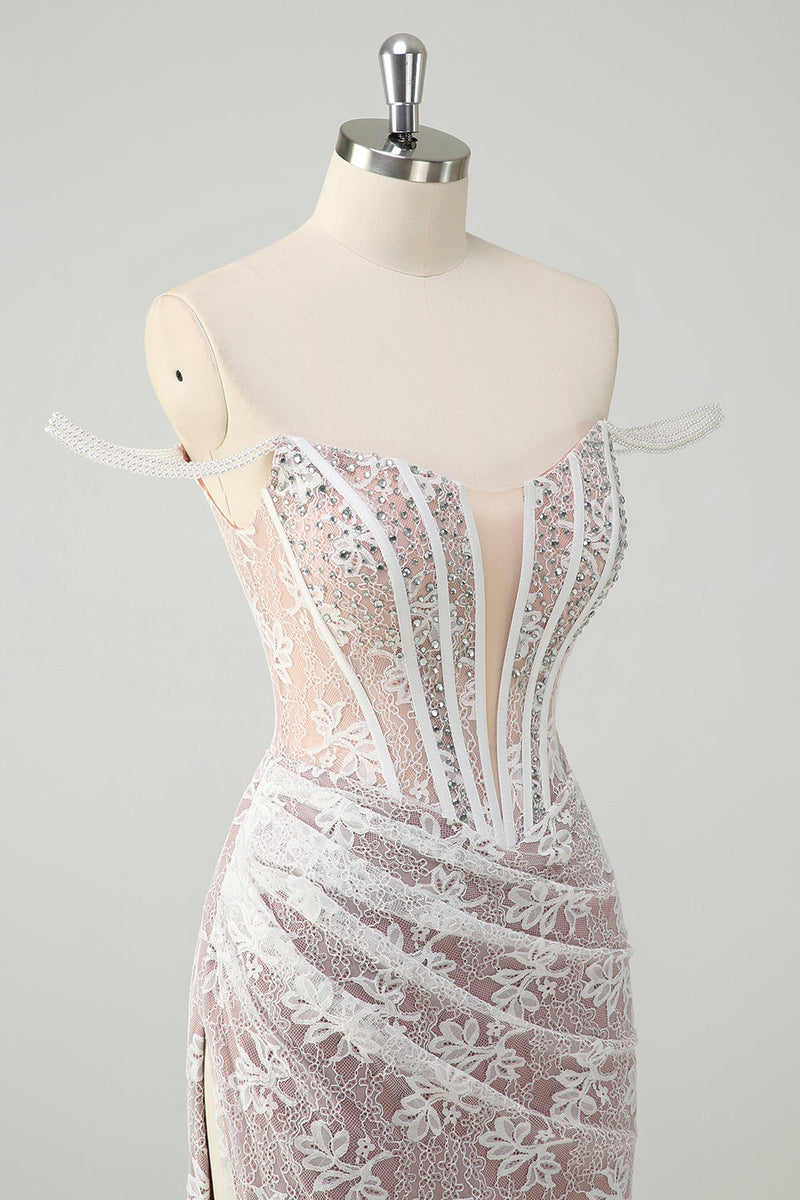 Laden Sie das Bild in den Galerie-Viewer, Glitzer Weißes Schulterfreies Spitzen Korsett Langes Ballkleid mit Schlitz