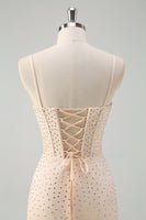 Laden Sie das Bild in den Galerie-Viewer, Glitzer Gelbes Korsett Langes Abendkleider Spaghettiträger Ballkleid mit Perlen