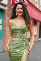 Laden Sie das Bild in den Galerie-Viewer, Grün Meerjungfrau Spaghettiträger Satin Korsett Langes Ballkleid mit Schlitz