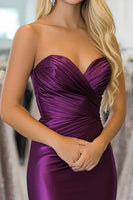 Laden Sie das Bild in den Galerie-Viewer, Pflaumen Satin Etui Herzhals Langes Ballkleid