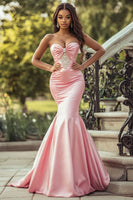 Laden Sie das Bild in den Galerie-Viewer, Erröten Trägerloses Perlen Meerjungfrau Ballkleid