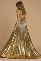Laden Sie das Bild in den Galerie-Viewer, Glitzernd Golden Metallic Spaghettiträger Lang Ballkleid mit Schlitz