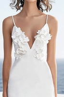 Laden Sie das Bild in den Galerie-Viewer, Elfenbein Blumen Satin Tiefer V-Ausschnitt Maxi Hochzeitskleid