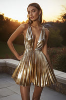 Laden Sie das Bild in den Galerie-Viewer, Glitzer A Linie Tiefer V-Ausschnitt Kurze Gold Metallic Cocktail Kleid