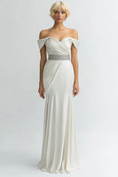 Laden Sie das Bild in den Galerie-Viewer, Elfenbein Sheath Satin Schulterfreie Lange Abendkleid