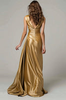 Laden Sie das Bild in den Galerie-Viewer, Glitter Gold V Ausschnitt Metallic Geraffte Meerjungfrau Maxi Formelle Kleid