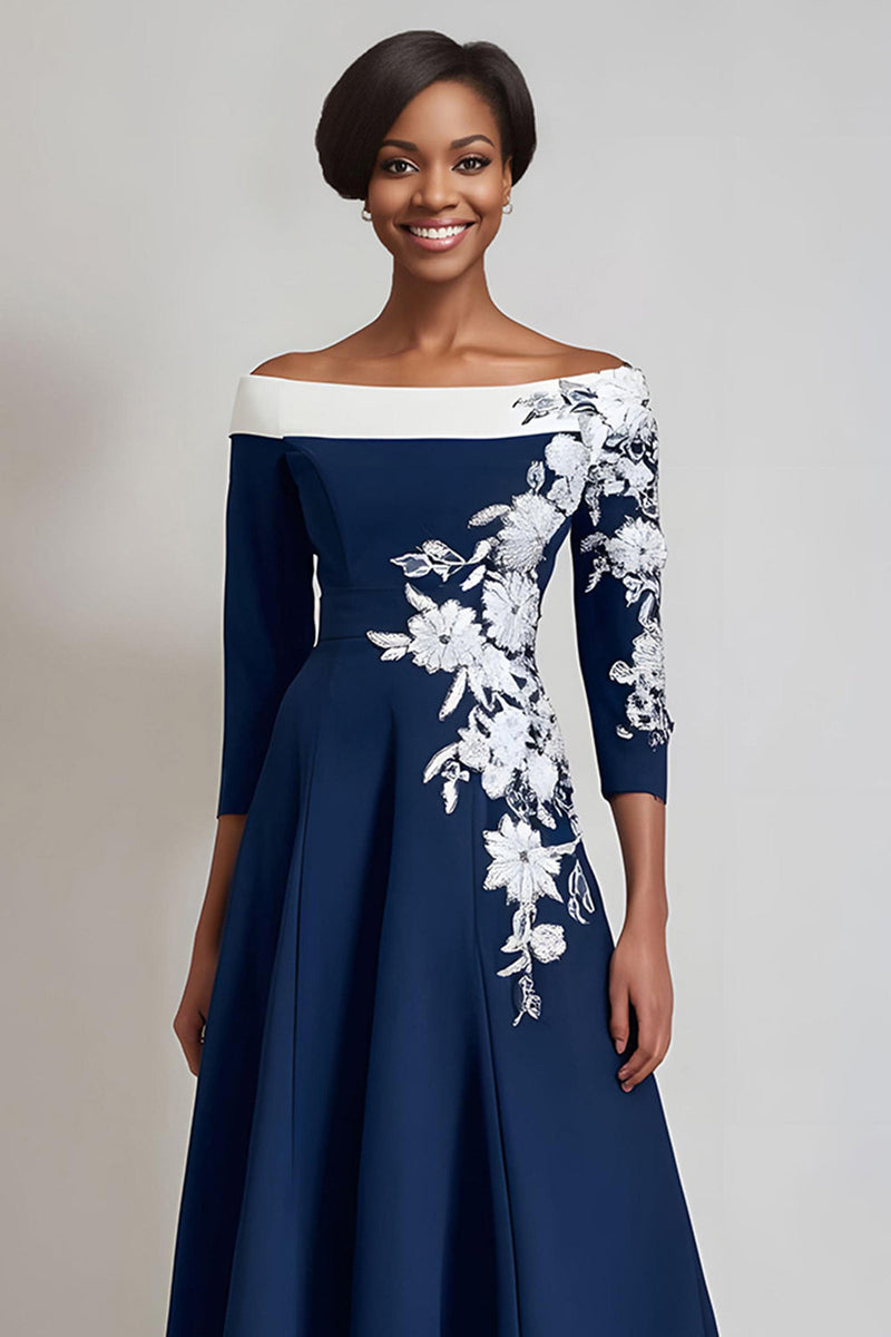 Laden Sie das Bild in den Galerie-Viewer, Marineblau Floral A Linie Midi Brautmutterkleid mit Ärmel