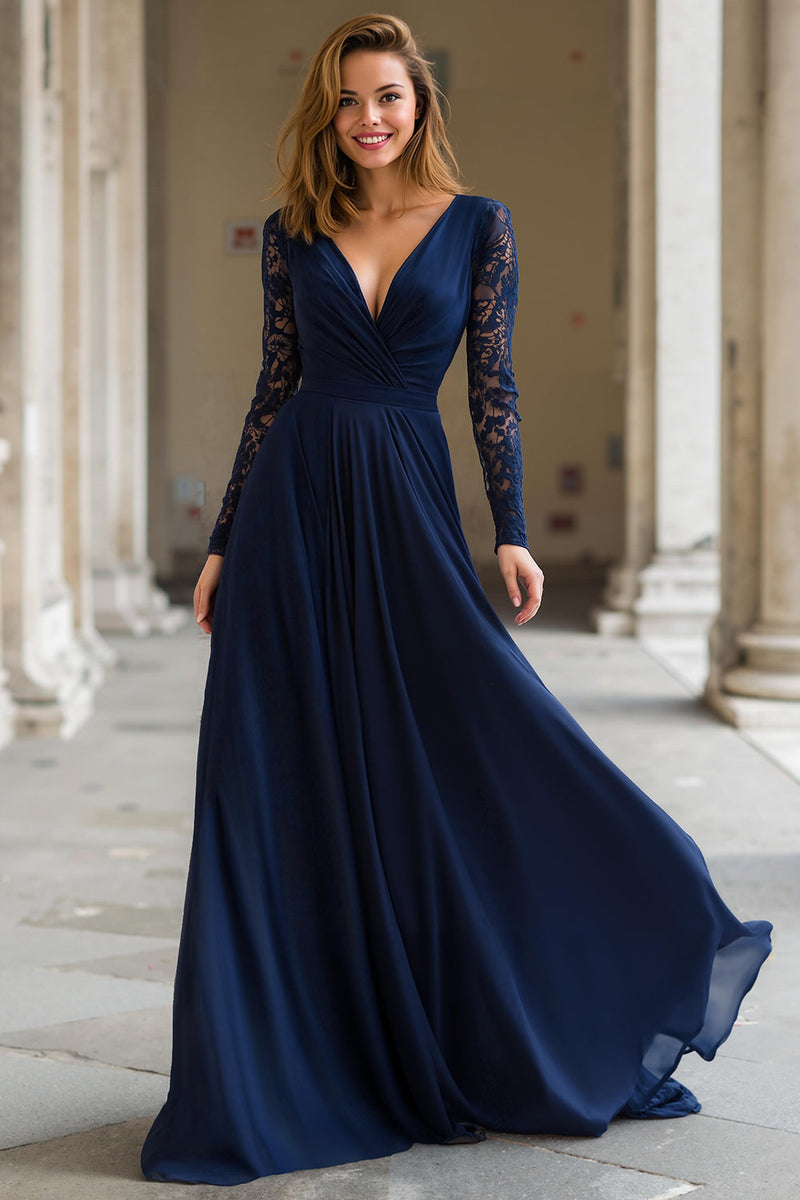 Laden Sie das Bild in den Galerie-Viewer, Marineblau Chiffon V-Ausschnitt A-Line Lange Brautmutterkleid mit Spitze