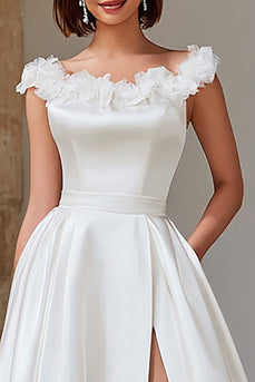 Elfenbein Satin Prinzessin U-Boot-Ausschnitt Junggesellinnenabschied Kleid mit Schlitz