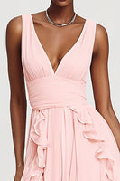 Laden Sie das Bild in den Galerie-Viewer, Rosa Chiffon V-Ausschnitt A-Linie Lange Formelle Kleid mit Rüschen