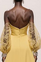 Laden Sie das Bild in den Galerie-Viewer, Narzisse Trägerlos Satin Geraffte Meerjungfrau Lange Ball Kleid mit Ärmel