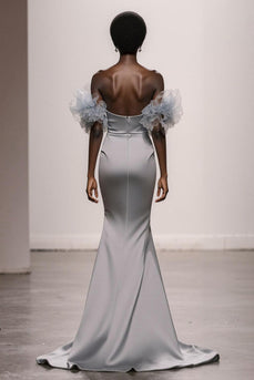 Glitzer Silber Schulterfreie Satin Meerjungfrau Lange Ball Kleid mit Pailletten