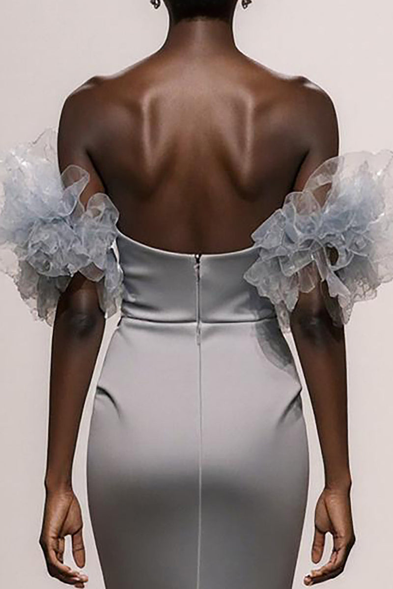 Laden Sie das Bild in den Galerie-Viewer, Glitzer Silber Schulterfreie Satin Meerjungfrau Lange Ball Kleid mit Pailletten