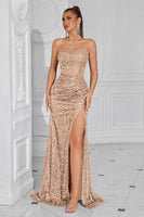 Laden Sie das Bild in den Galerie-Viewer, Glitzer Golden Pailletten Spaghettiträger Lange Ballkleid mit Schlitz