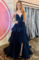 Laden Sie das Bild in den Galerie-Viewer, Beige Langes Spaghettiträgern Tüll gestufte Ballkleid mit Schlitz