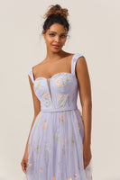 Laden Sie das Bild in den Galerie-Viewer, A Linie Langes Champagner Ballkleid mit Stickere