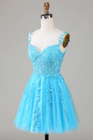 Laden Sie das Bild in den Galerie-Viewer, Stilvolles A-Linien-Spaghettiträger-Rosa kurzes Cocktailkleider mit Applikationen