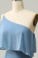 Laden Sie das Bild in den Galerie-Viewer, Scheide Eine Schulter Blau Plus Size Brautjungfernkleid mit Schlick