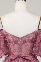 Laden Sie das Bild in den Galerie-Viewer, Stilvolles schulterfreies Cocktailkleider aus staubigem Rosentüll mit kurzen Ärmeln