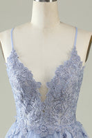 Laden Sie das Bild in den Galerie-Viewer, A Line Spaghetti Träger Helllila kurzes Cocktailkleider mit Applikationen