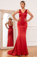 Laden Sie das Bild in den Galerie-Viewer, Meerjungfrau V Ausschnitt Rost Rot Lange Brautjungfernkleid