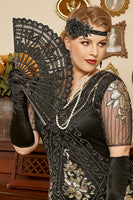 Laden Sie das Bild in den Galerie-Viewer, Elfenbeinfarbener 1920er Jahre hohler Spitzenventilator mit Fransen