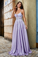 Laden Sie das Bild in den Galerie-Viewer, Fliederfarbenes A-Linien-Spaghettiträger-langes Glitzer-Ballkleid mit Perlen