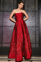 Laden Sie das Bild in den Galerie-Viewer, Elegantes A-Linien Trägerloses Dunkelrotes Langes Ballkleid mit 3D-Blumen