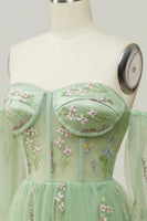 Laden Sie das Bild in den Galerie-Viewer, Grün Schulterfreies Lange Ärmel  A-Linie Ballkleid