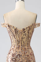 Laden Sie das Bild in den Galerie-Viewer, Glitzernde Meerjungfrau schulterfreies Champagne Korsett-Ballkleid mit Schlitz