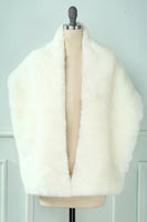 Laden Sie das Bild in den Galerie-Viewer, Wunderschöner warmer Schal