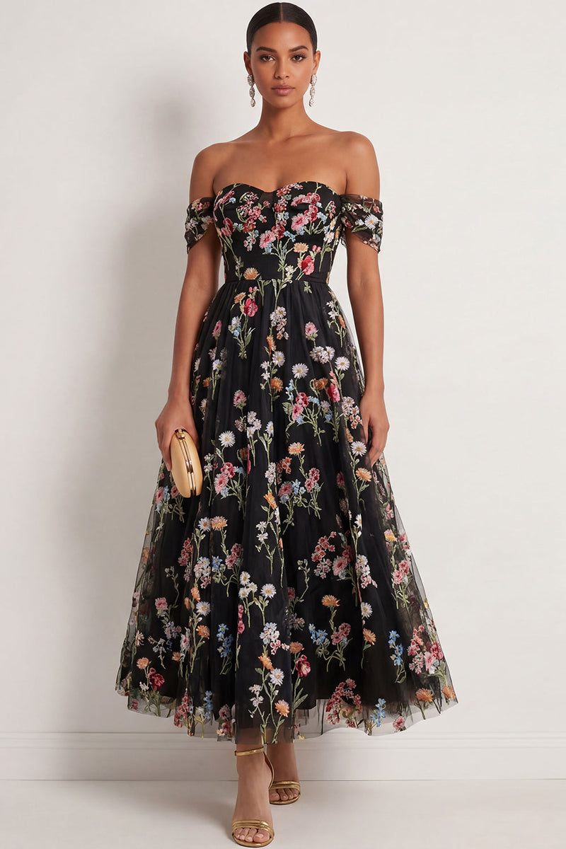 Laden Sie das Bild in den Galerie-Viewer, Leely Women Black Overlay Floral A Line Embroidered Long Formal Dress Off the Shoulder Backless Sleeveless Evening Dress