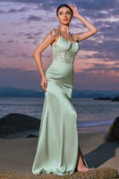 Laden Sie das Bild in den Galerie-Viewer, Grünes Meerjungfrau Satin Langes Brautjungfernkleid mit Schlitz