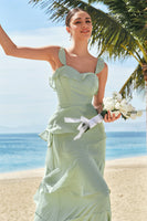 Laden Sie das Bild in den Galerie-Viewer, Hellgrünes A Linien Korsett Gestuftem Chiffon Langes Brautjungfernkleid