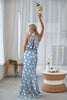 Laden Sie das Bild in den Galerie-Viewer, Marineblaues Blumen Mantel Neckholder Satin Langes Brautjungfernkleid