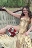 Laden Sie das Bild in den Galerie-Viewer, Schwarz Meerjungfrau Trägerlos Korsett Lang Abendkleider mit Schlitz