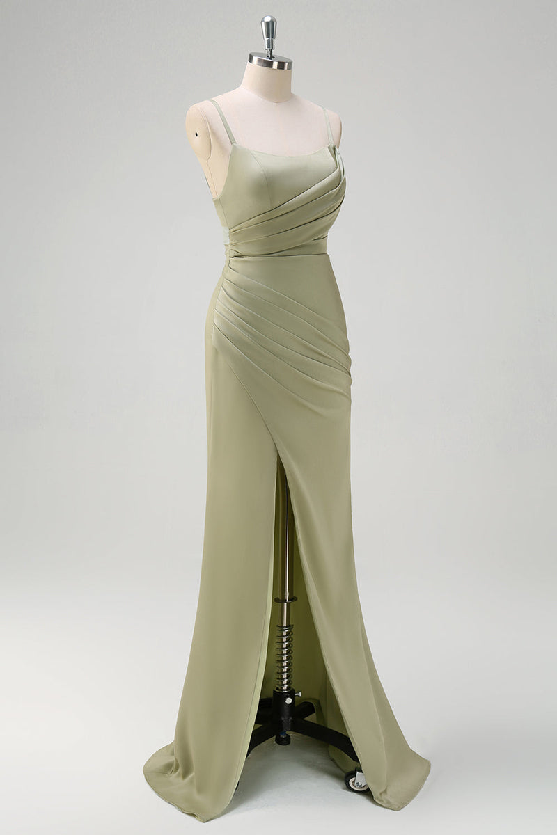 Laden Sie das Bild in den Galerie-Viewer, Salbei Meerjungfrau Spaghettiträger Rüschen Satin Brautjungfernkleid mit Schlitz