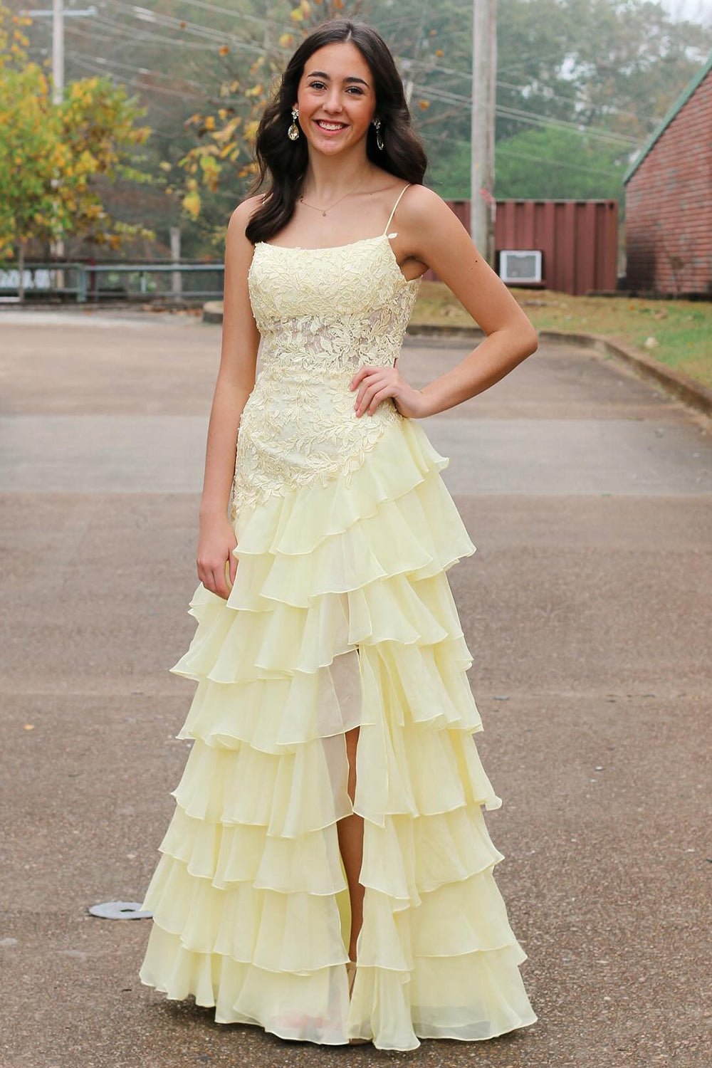 Blumen Gelb Gestufter Chiffon Langes Korsett Abendkleid mit Schlitz