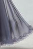Laden Sie das Bild in den Galerie-Viewer, Staubblau A Linie Rundhals Spitze Langes Brautjungfernkleid mit Ärmel