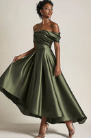 Laden Sie das Bild in den Galerie-Viewer, Leely Women Off the Shoulder Satin Olive A-Line Mother of the Bride Dress Pleated Tea Length Formal Dress