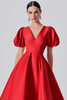 Laden Sie das Bild in den Galerie-Viewer, Rote V-Ausschnitt Puffärmel Satin Langes Abendkleid