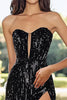 Laden Sie das Bild in den Galerie-Viewer, Herzhals Glitzer Schwarzes A Linie Ballkleid mit Schlitz