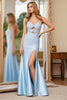 Laden Sie das Bild in den Galerie-Viewer, Glitzer Himmelblau Perlen Satin Ballkleid mit Schlitz