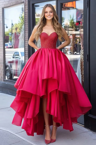 Rote Taft Gestaffelt Trägerloses Hoch-Tief Ballkleid