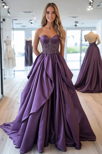 Prinzessin Pflaumen Herzhals Ballkleid mit Perlen