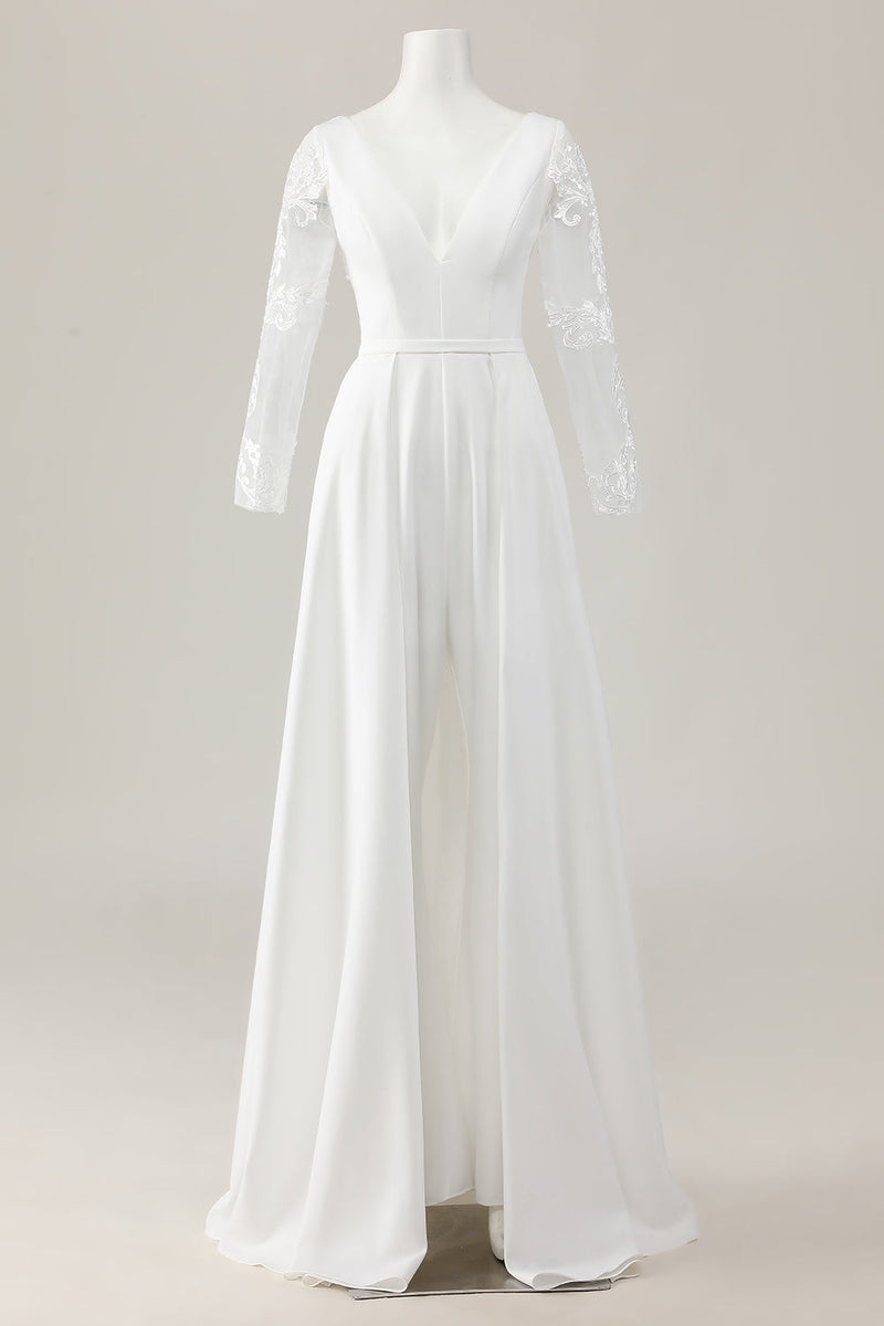Laden Sie das Bild in den Galerie-Viewer, Elfenbein Satin Kurzer Schleppe V Ausschnitt Hochzeits-Jumpsuit mit Spitze